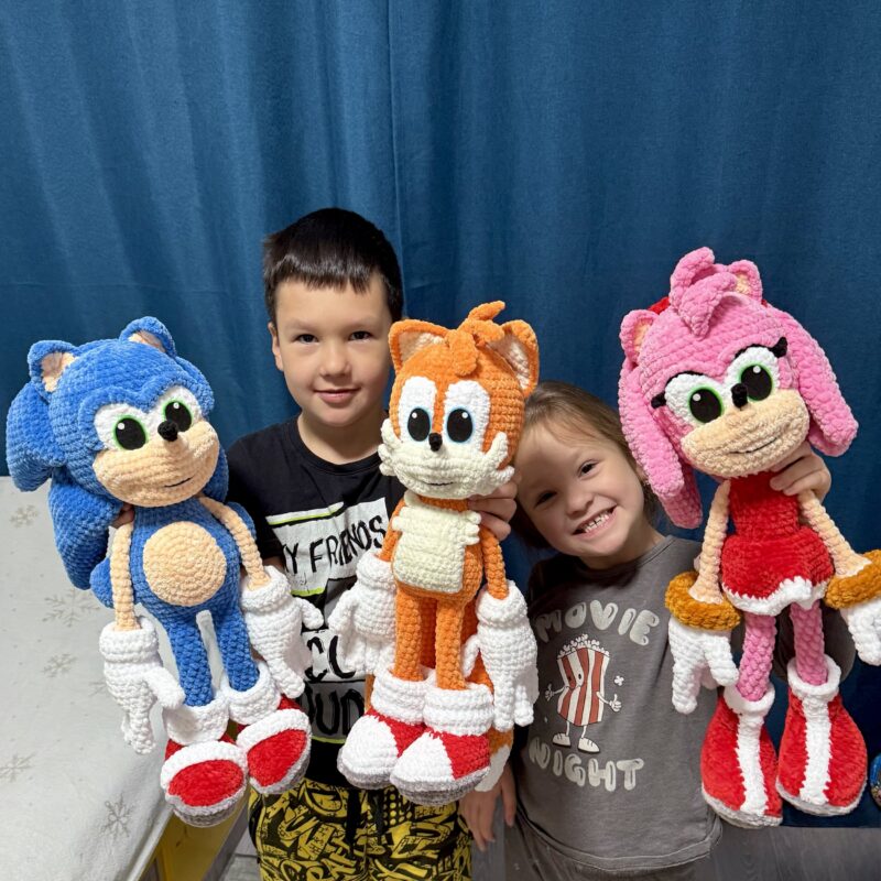 Sonic, Amy Rose and Tails. Gift set