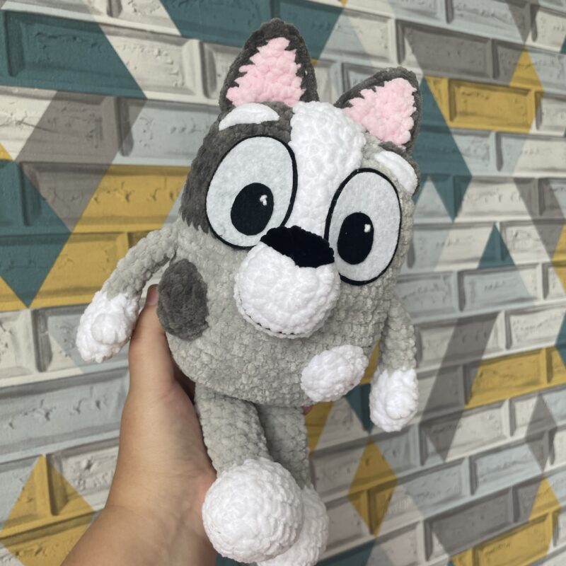 Grey dog