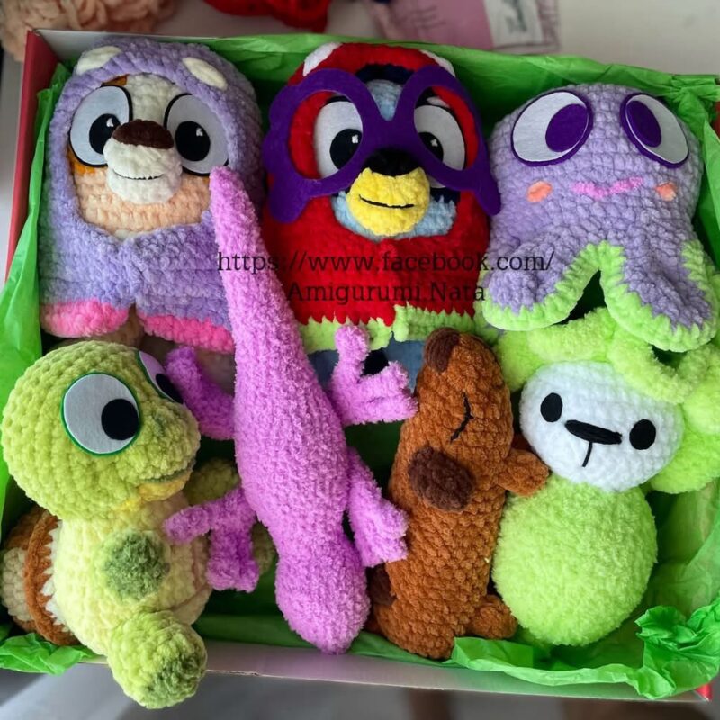 A box with 7 toys
