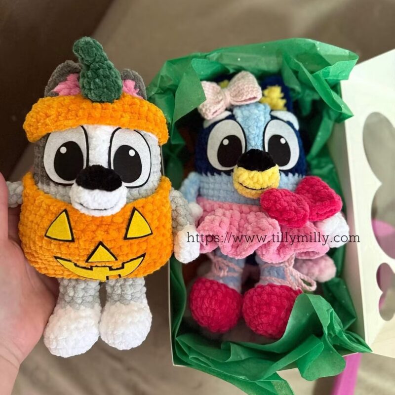 Set of 2 toys